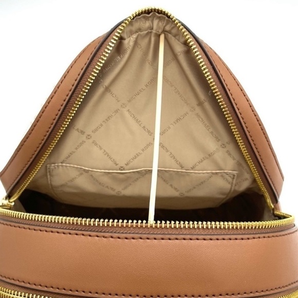 Michael Kors Jaycee Medium Zip Packet Backpack Vanilla/Brown - Picture 10 of 11